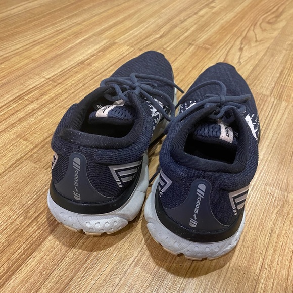 Brooks Ghost Running Shoes - Picture 3 of 5